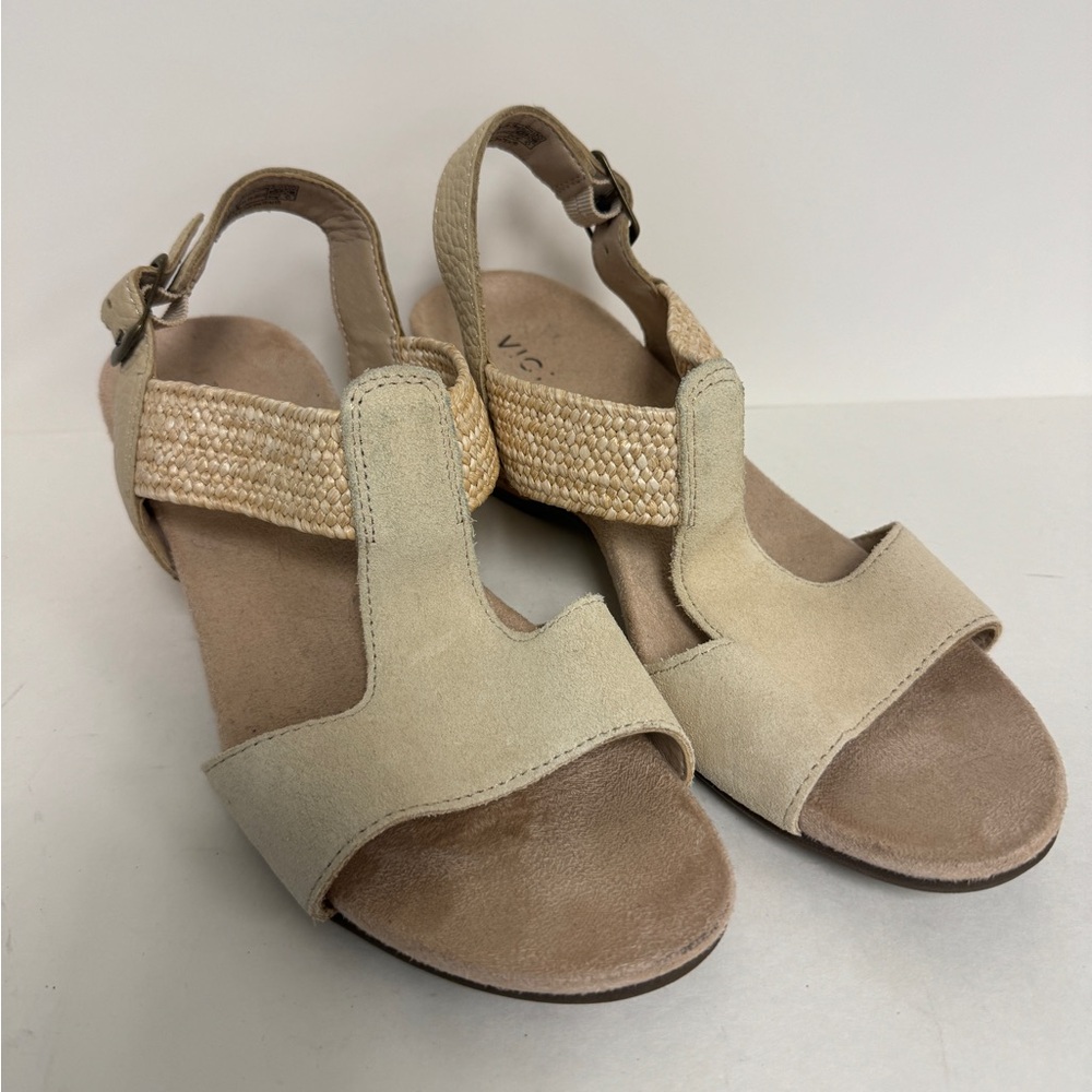 Vionic Kaytie Sandal Womens 8 Semolina Beige ‎ Suede Arch Support
